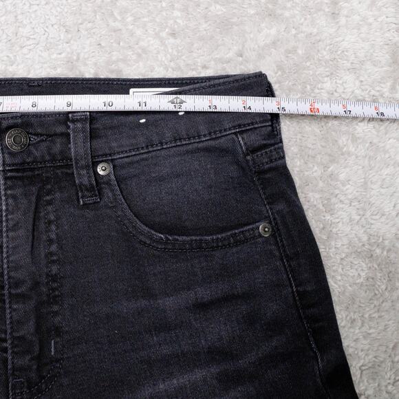 GAP Kick Fit Black High Rise Cropped Ankle Flare Jeans Denim 28 6 NWOT - Picture 5 of 15